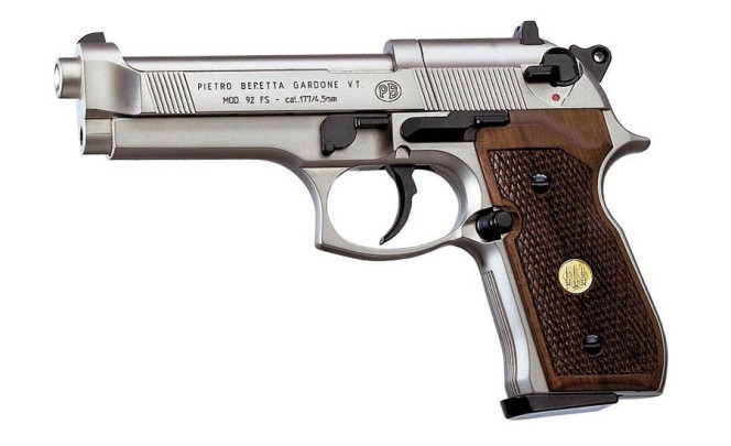 Ювелирный iPhone стал оружием