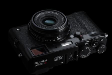 Fujifilm X100s black теперь в черном корпусе