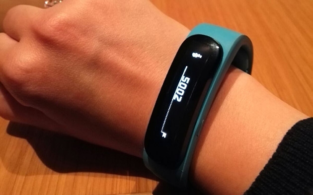 Появились «живые» фото «умных» часов Huawei