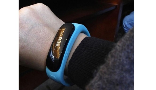 Появились «живые» фото «умных» часов Huawei